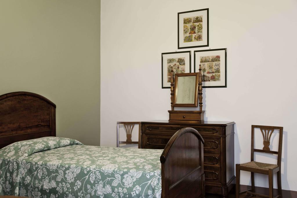 Tenuta Di Colle Alberti Agriturismo Villa Cerreto Guidi Bilik gambar