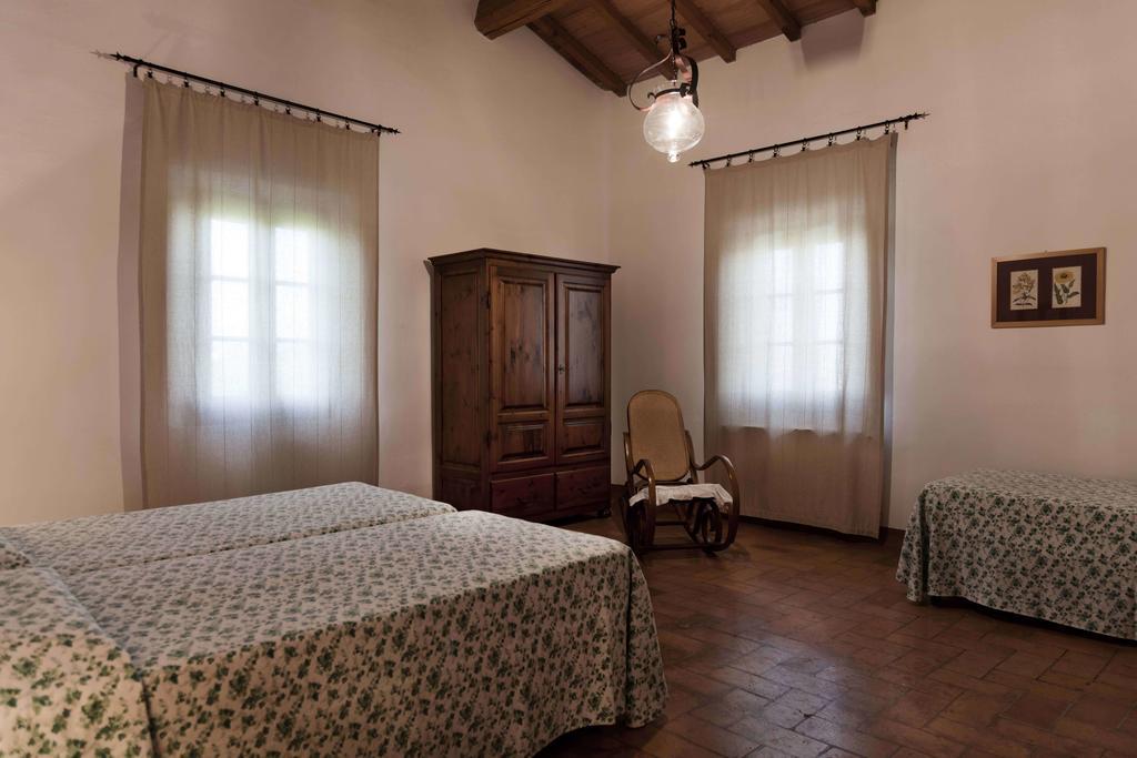 Tenuta Di Colle Alberti Agriturismo Villa Cerreto Guidi Bilik gambar