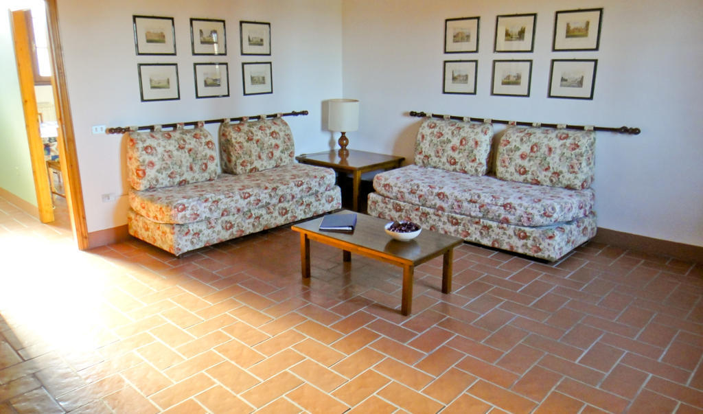 Tenuta Di Colle Alberti Agriturismo Villa Cerreto Guidi Bilik gambar