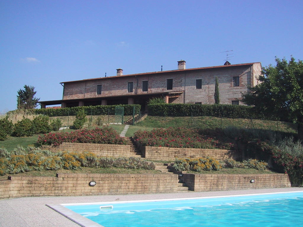 Tenuta Di Colle Alberti Agriturismo Villa Cerreto Guidi Luaran gambar